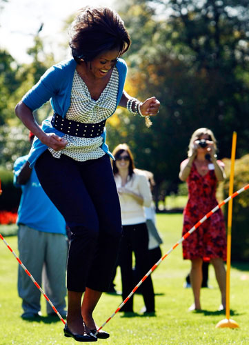 Michelle-Obama-jumps-rope-009.jpg