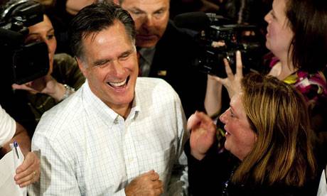 Mitt-Romney-town-hall-mee-007.jpg