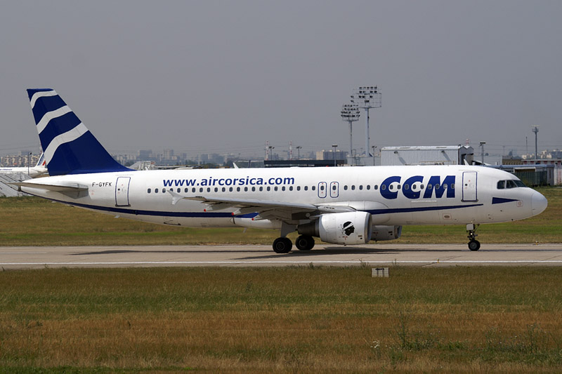 CCM_Airlines_A320_F-GYFK.jpg