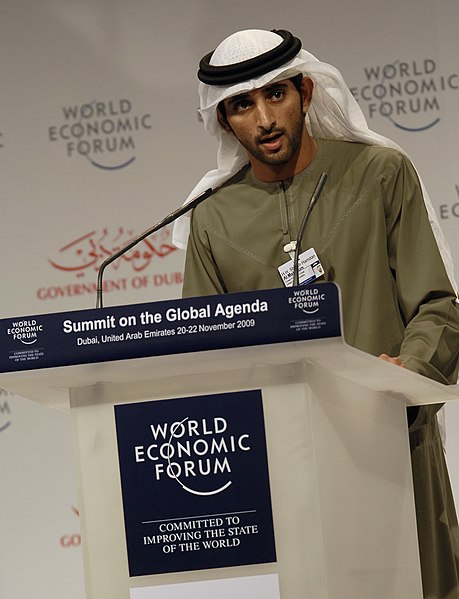 459px-H.H._Sheikh_Hamdan_Bin_Mohammed_Bin_Rashid_Al_Maktoum_in_Summit_on_the_Global_Agenda.jpg