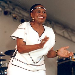 miriammakeba.jpg