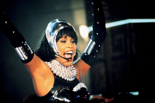 Whitney+Houston+starring+in+The+Bodyguard%2C+1992