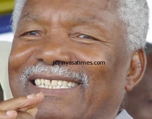 Retred-President-Ali-Hassan-Mwinyi-300x234.jpg