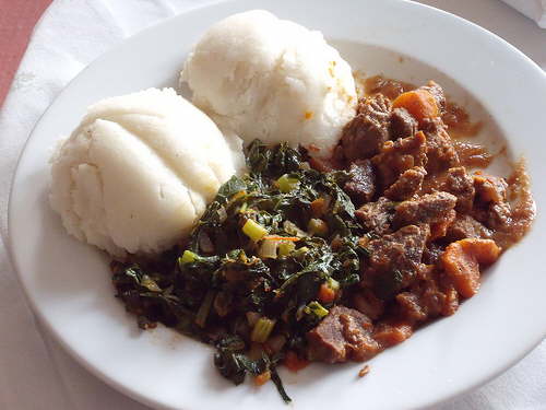 db_zambian-food-nshima-nsima-ugali-sadza05nyama1.jpg