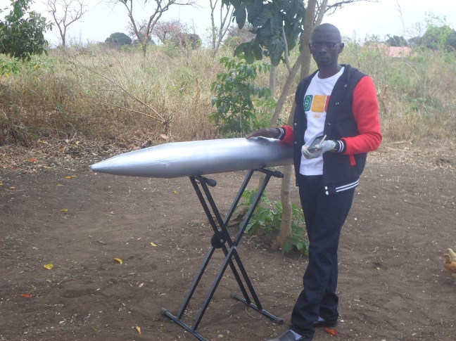 a-30-year-old-anatoli-kiiza-showing-the-purported-missile-he-invented-1