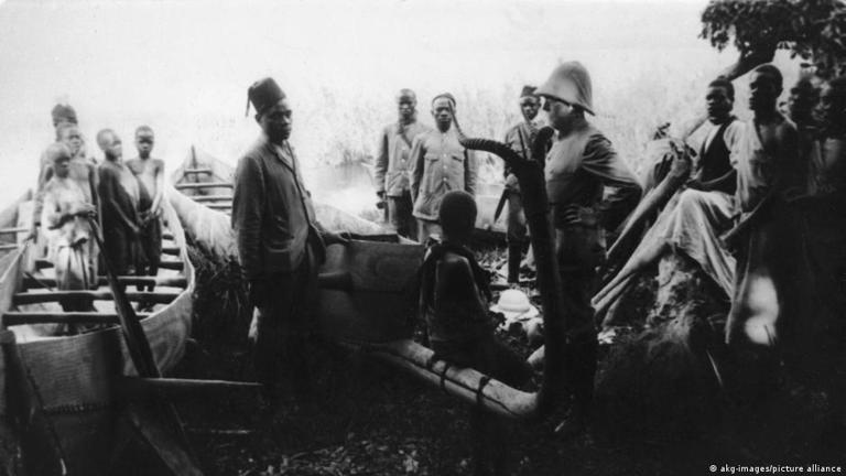 Robert Koch, in the helmet on the right, was already a famous scientist when he arrived in East Africa looking for a cure for sleeping sickness