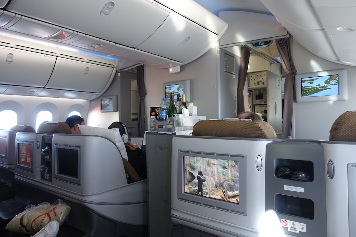 Kenya-Airways-Business-Class-787-47.jpg