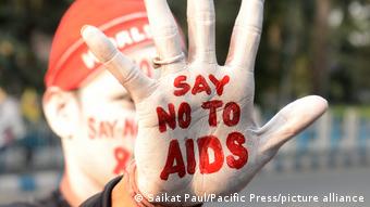AIDS-Aufklärungskampagnen zum Welt-AIDS-Tag