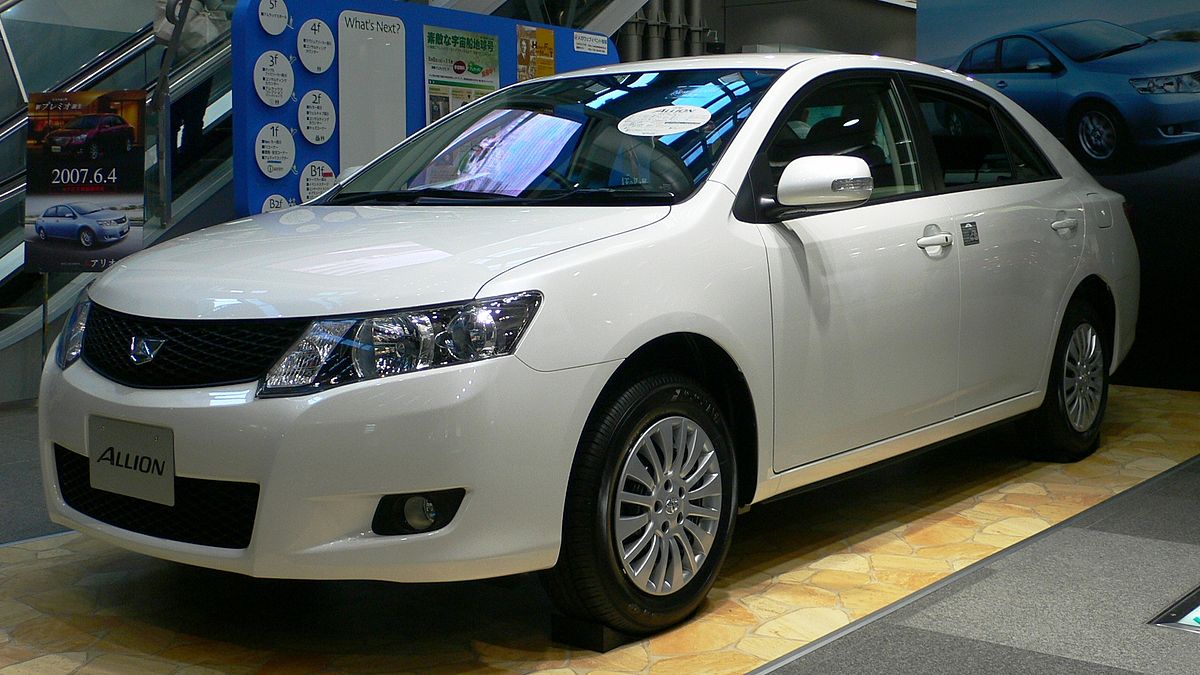 1200px-2007_Toyota_Allion_01.jpg