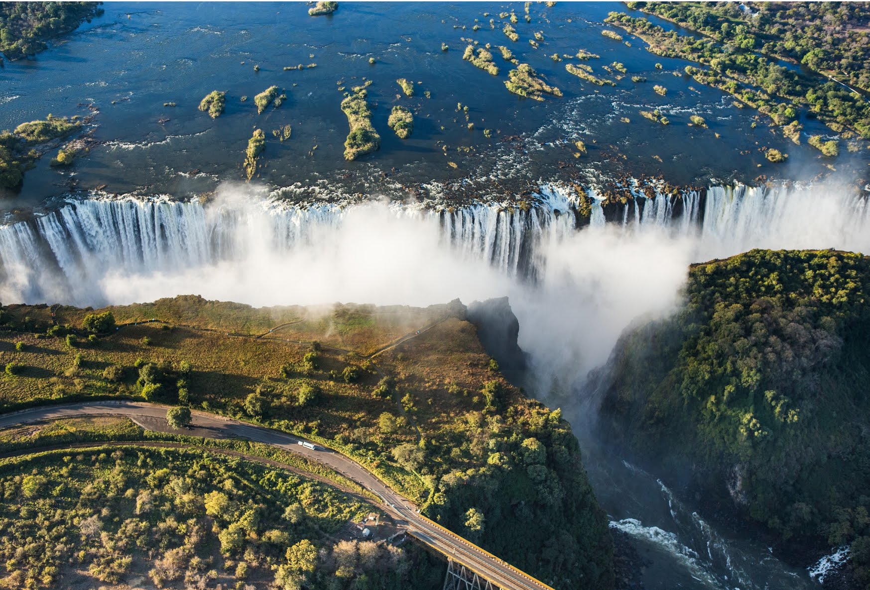 zimbabwe-victoria-falls.jpg