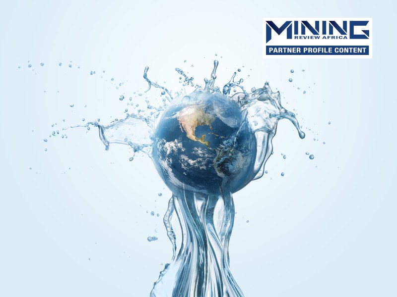 www.miningreview.com